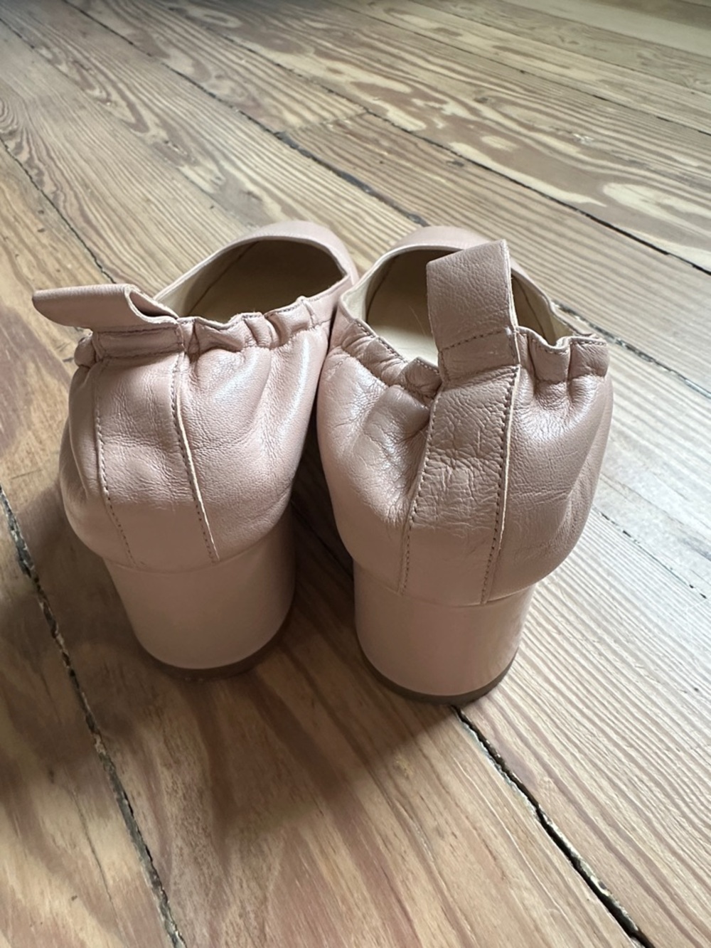 Everlane Women's Blush Pink Ballet Flats with Elastic Back - Picture 4 of 7